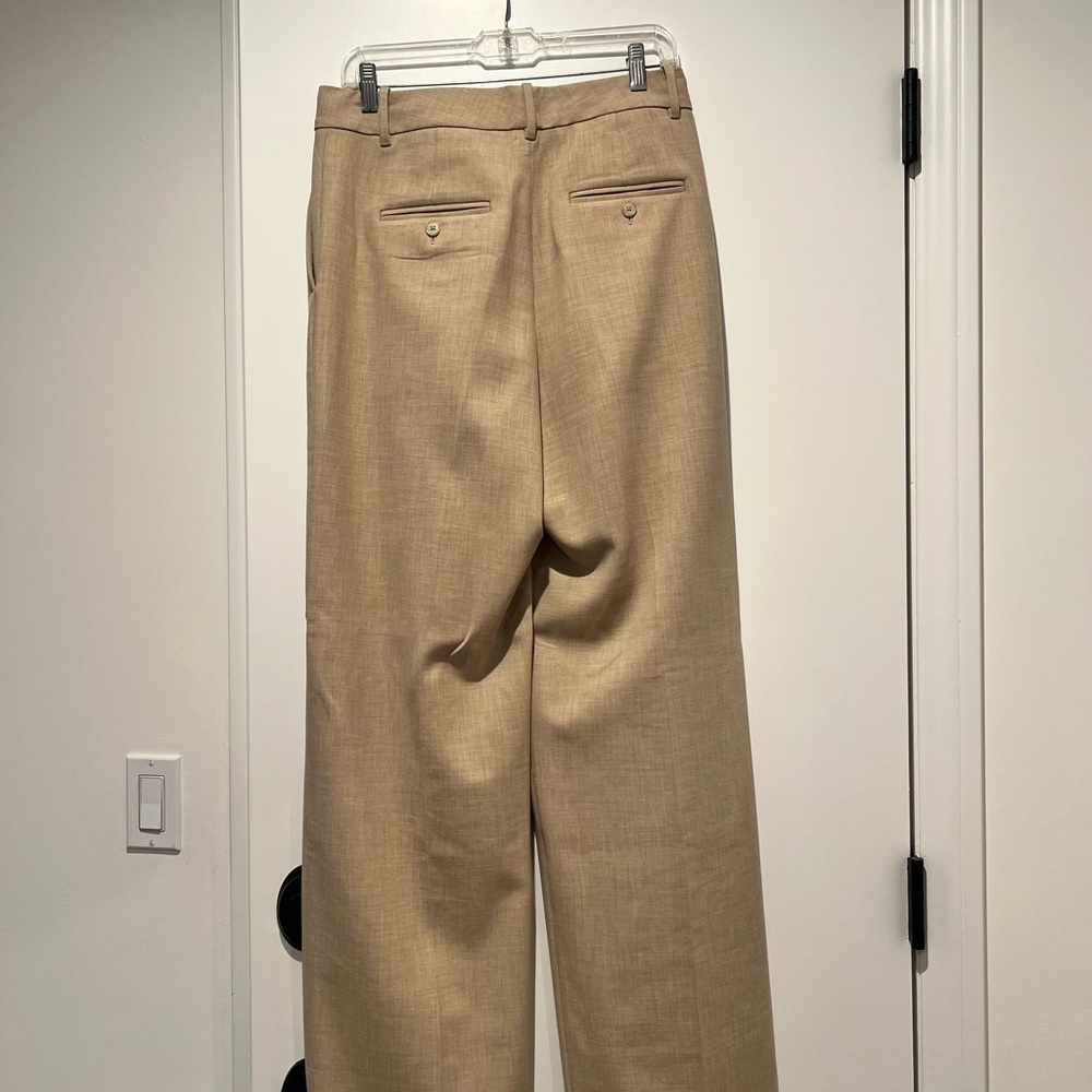 Aritizia Wilfred Beige Effortless Pants - Picture 2 of 4